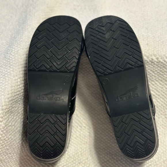 Women’s Dansko Professional Clog - Picture 6 of 11